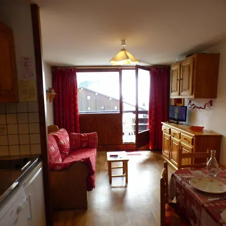 4 Pers, Balcon, Centre Les Saisies - Fr-1-594-162 Apartment *