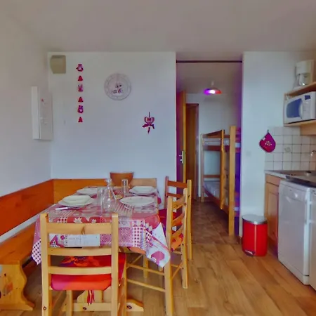 4 Pers, Balcon, Centre Les Saisies - Fr-1-594-162 *